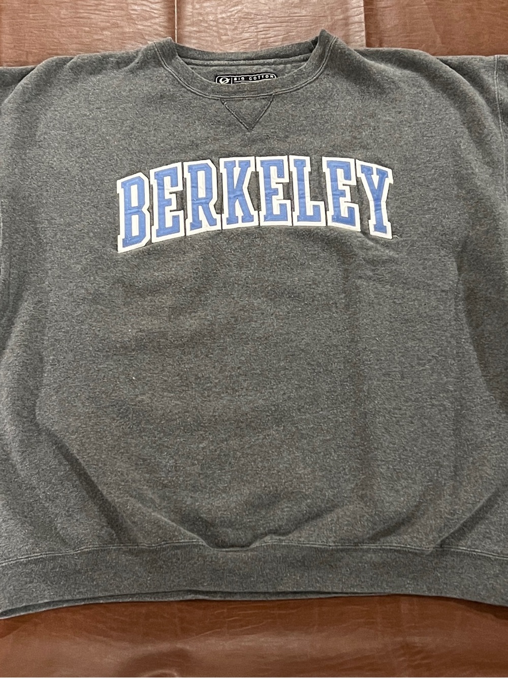 Vintage Berkeley Collage Men’s Crewneck Sweatshirt - Size XL